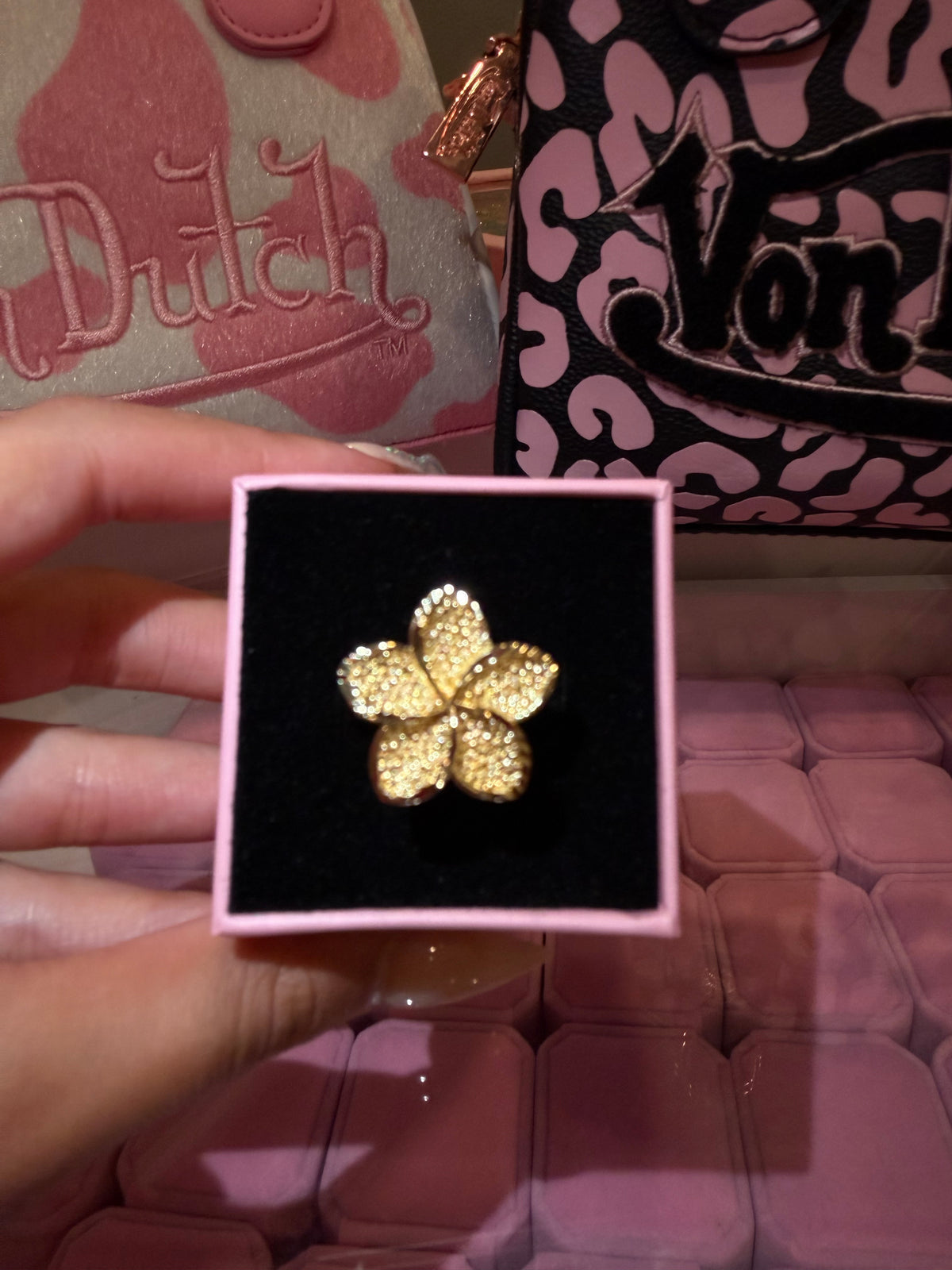 Gold flower ring